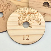 12月 モミのコースター