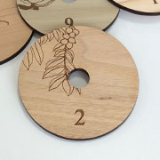 2月 クルミのコースター